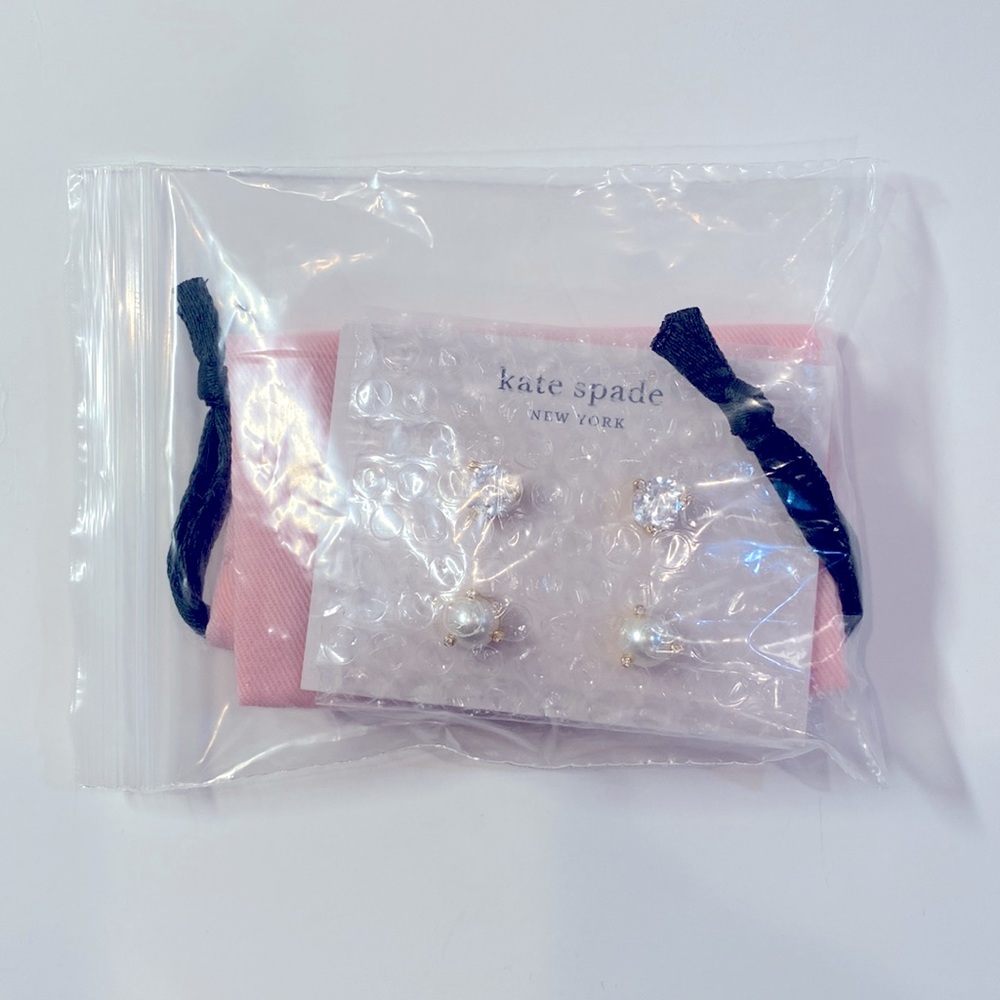 ❌SOLD OUT❌ KATE SPADE Earring Set - Pearl and Diamond (Brand New, Never Worn) - Picture 9 of 9